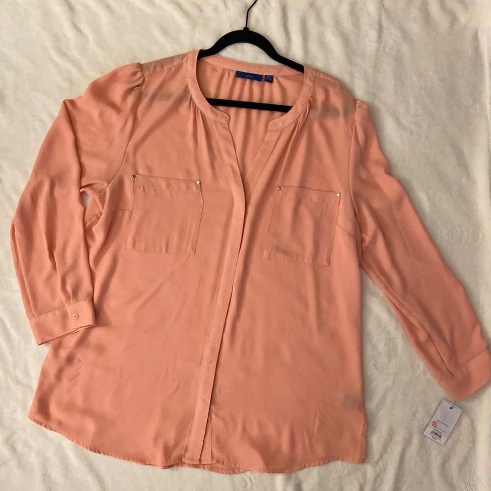 Apt 9 salmon colored blouse, Size XXL, NWT.